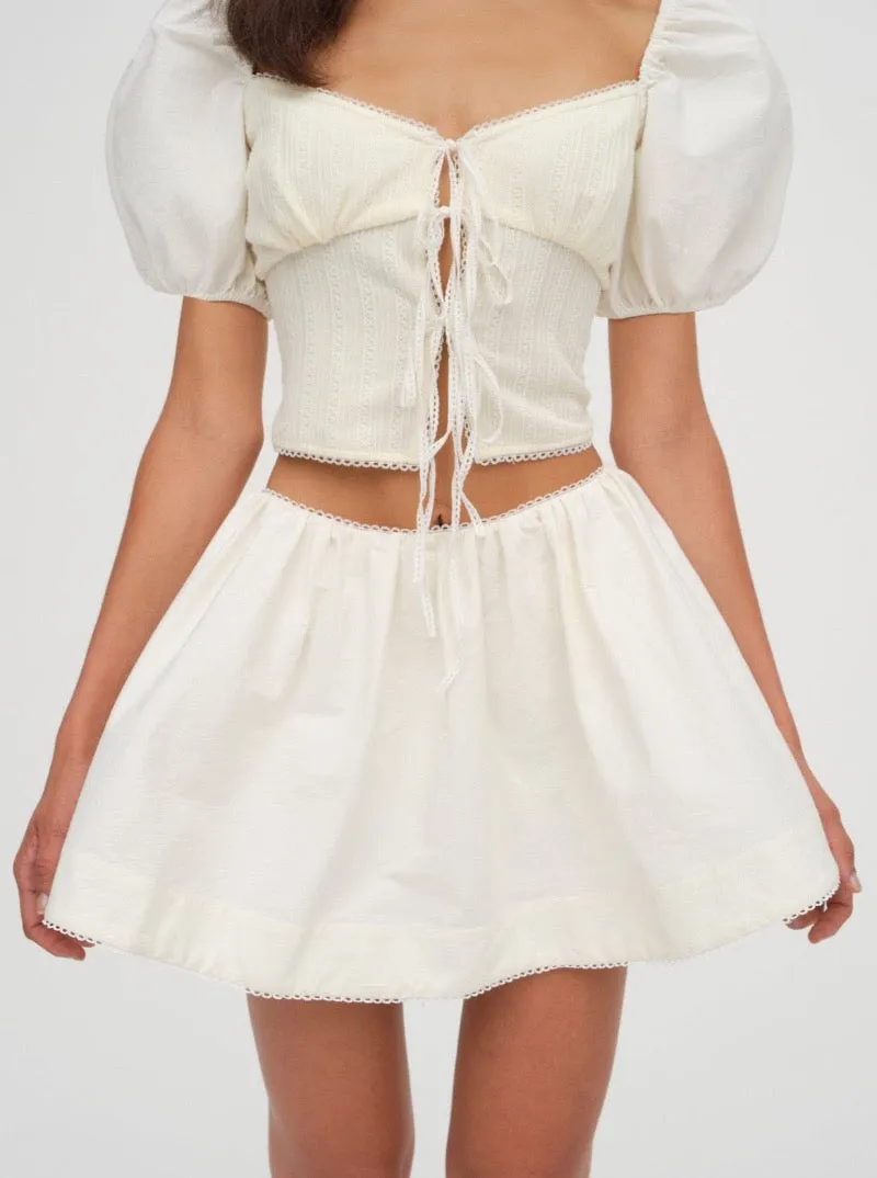 Billie Poplin Mini Skirt in Cream