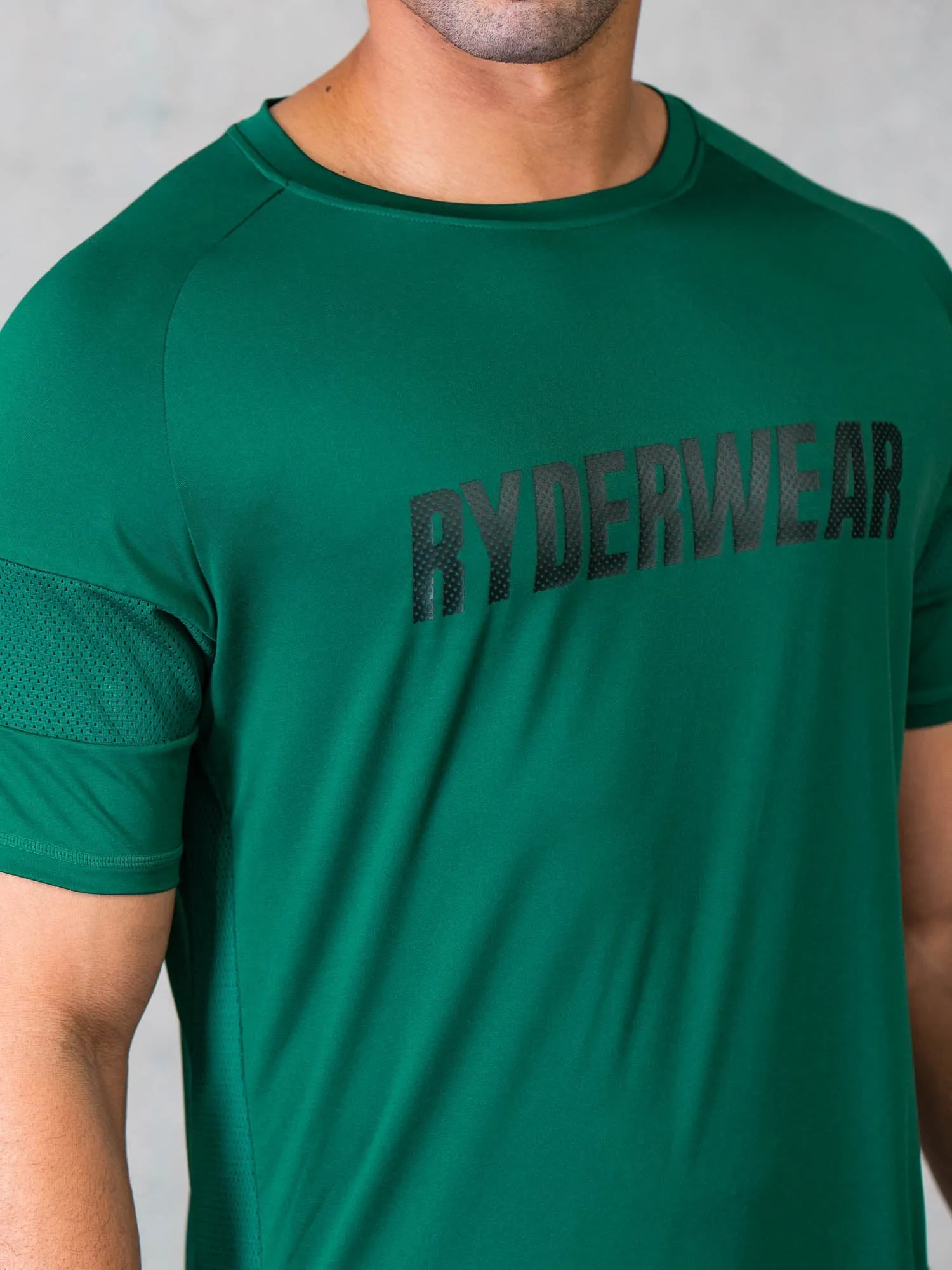 Flex Mesh T-Shirt - Dark Green