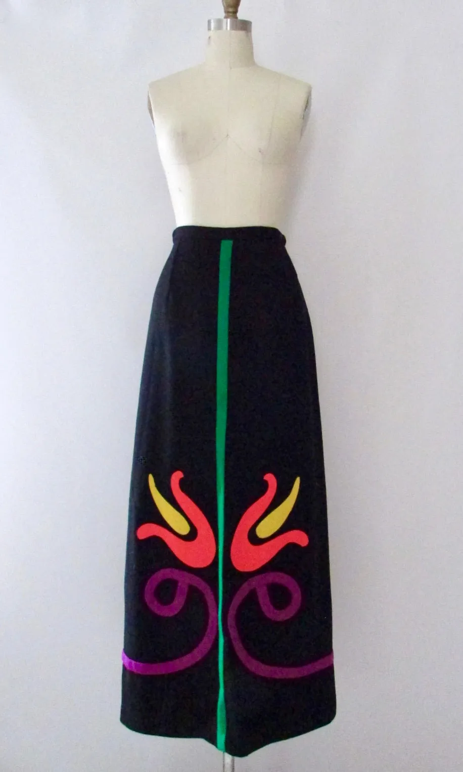 FLOWER POWER Vintage Alex Colman 60s Skirt with Tulip Applique, Size Small