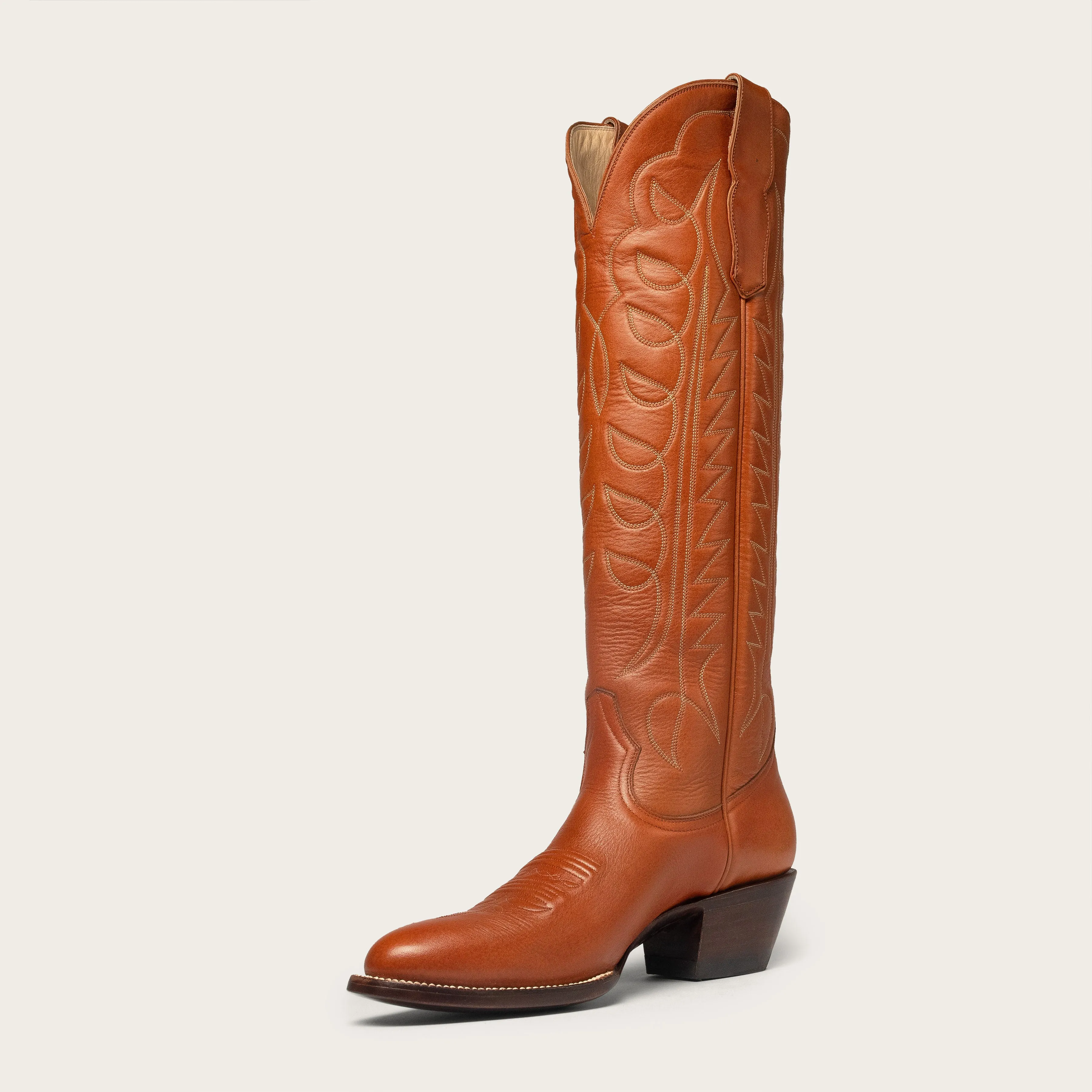 Sure! An optimized title for the San Felipe Boot could be:

Stylish San Felipe Leather Ankle Boots for Men - Comfort & Durability for Everyday Wear

This title includes modifiers that highlight style, material, and functionality, making it more appealing to potential buyers.