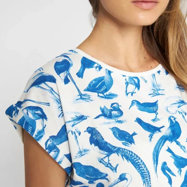 Visby Blue Birds - T-Shirt mit Allover Print