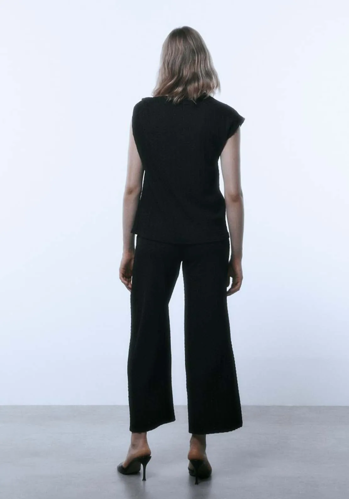 Zig-zag structured trousers - Black